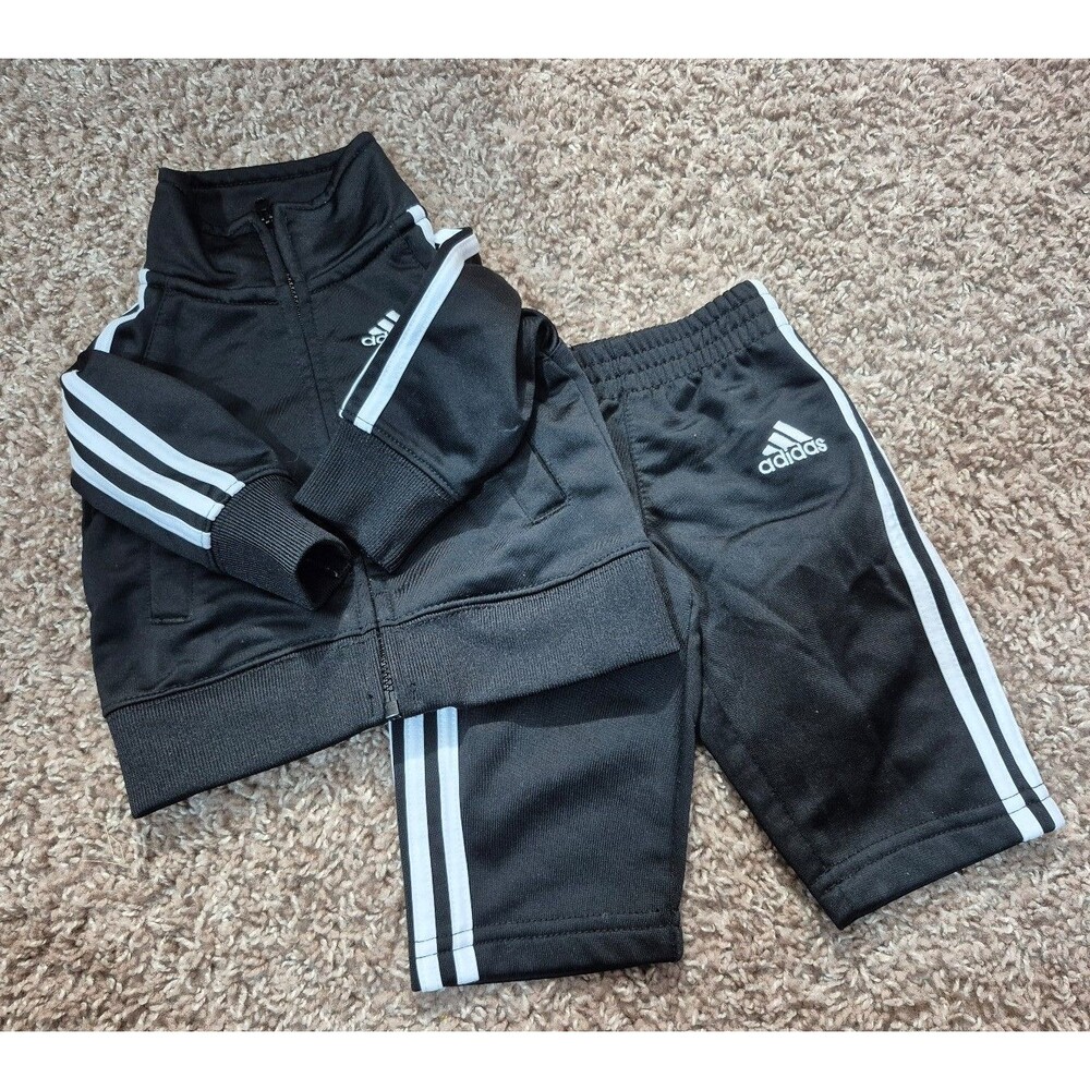 Adidas tracksuit size 3 months baby
